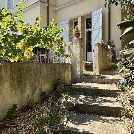 شقة En Duplex Avec Jardin A 5 Min De La لا سين سور مير