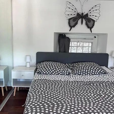 En Duplex Avec Jardin A 5 Min De La Apartment La Seyne-sur-Mer